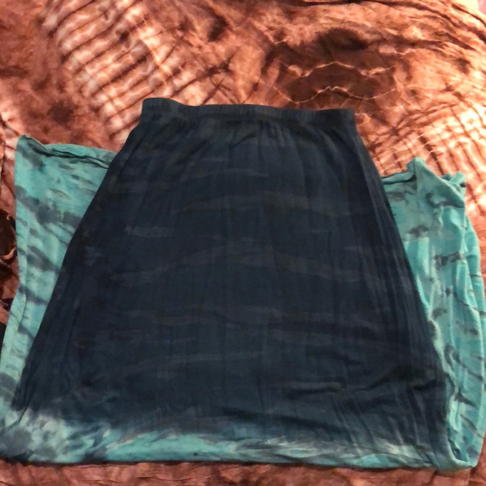 Tryst maxi skirt